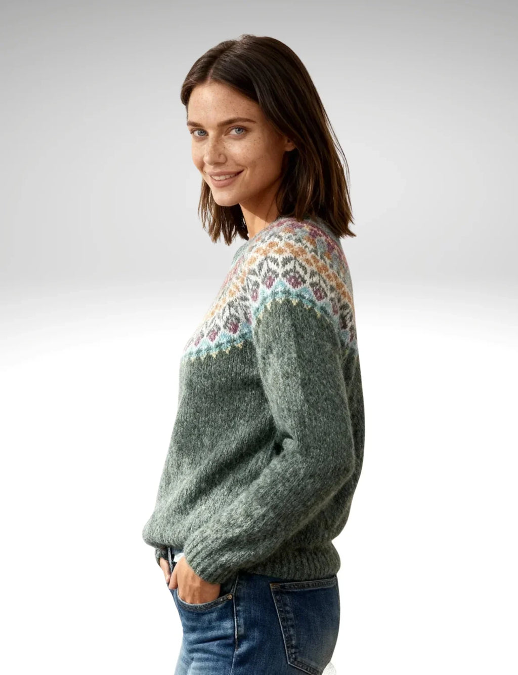 VEUGER MODEHOUS Yoke Pullover — Moosgrön Flerfärgad